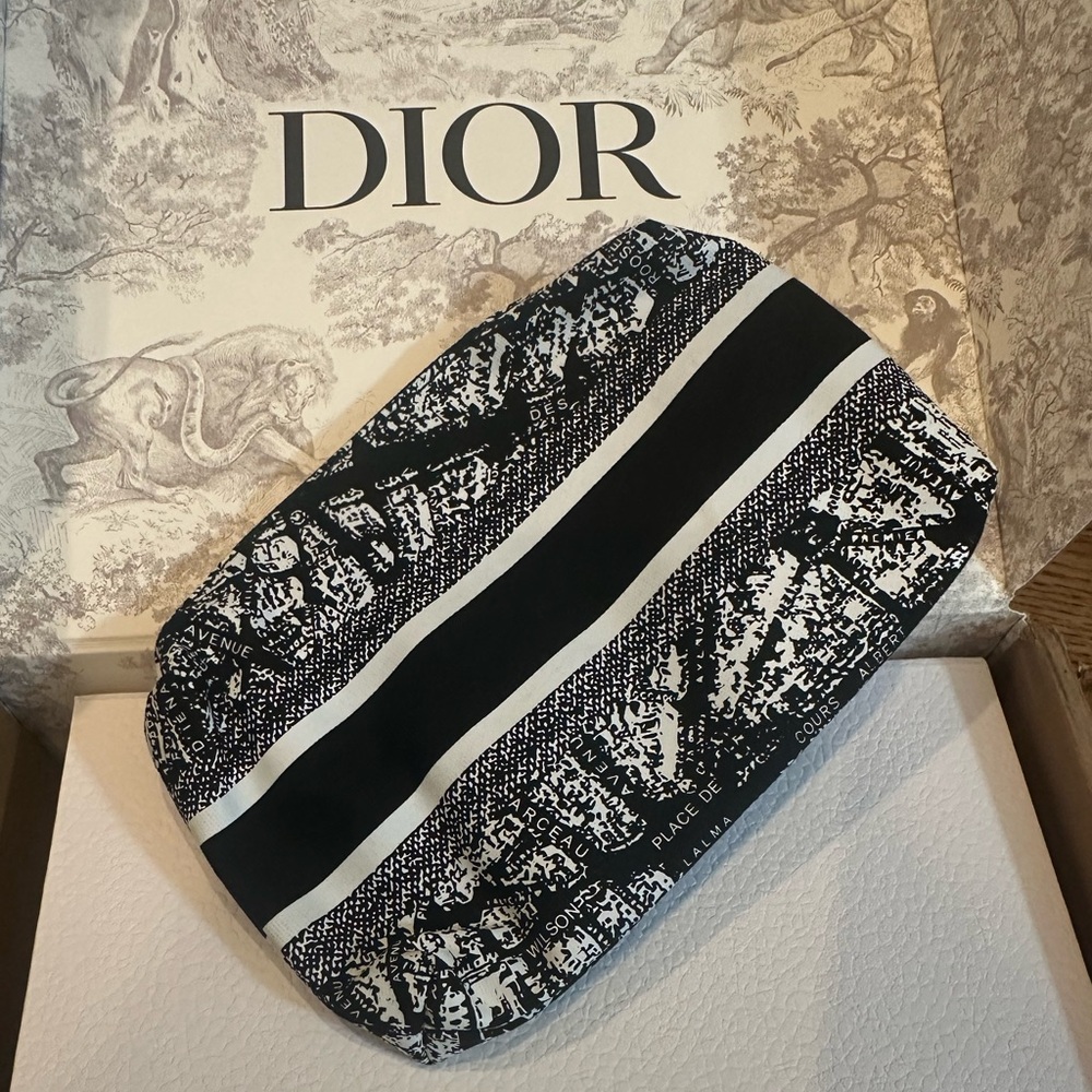 Dior Christian Dior Black White Logo Pouch - Picture 2 of 6